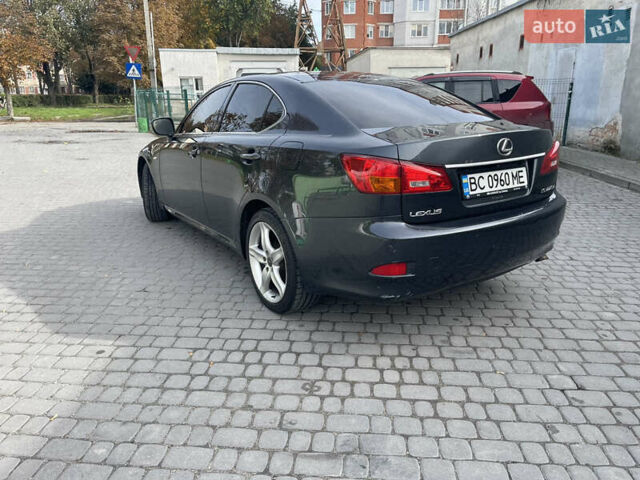 Серый Лексус ИС, объемом двигателя 2.2 л и пробегом 252 тыс. км за 6700 $, фото 7 на Automoto.ua