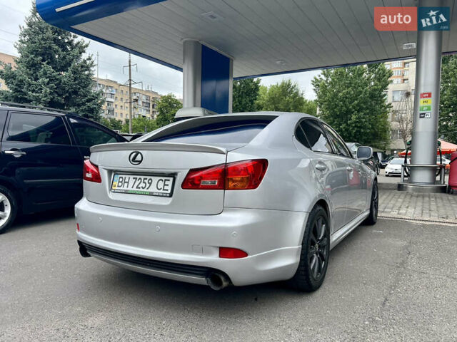 Сірий Лексус ІС, об'ємом двигуна 3 л та пробігом 220 тис. км за 7999 $, фото 3 на Automoto.ua