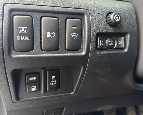 Серый Лексус ИС, объемом двигателя 2.23 л и пробегом 223 тыс. км за 9999 $, фото 24 на Automoto.ua