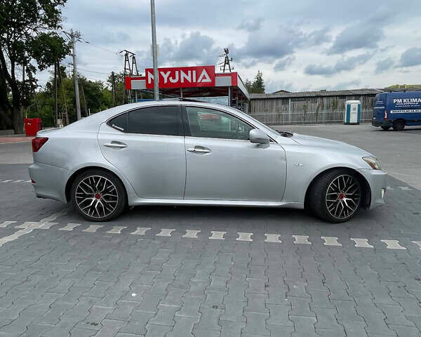 Серый Лексус ИС, объемом двигателя 2.23 л и пробегом 390 тыс. км за 7499 $, фото 5 на Automoto.ua