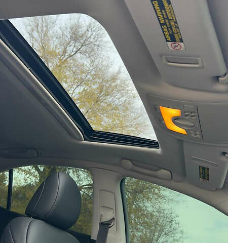 Сірий Лексус ІС, об'ємом двигуна 2.5 л та пробігом 199 тис. км за 8700 $, фото 10 на Automoto.ua