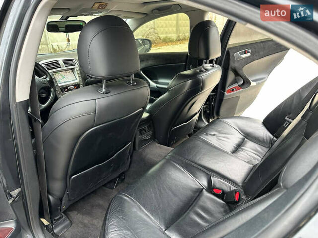 Серый Лексус ИС, объемом двигателя 2.5 л и пробегом 199 тыс. км за 7700 $, фото 8 на Automoto.ua