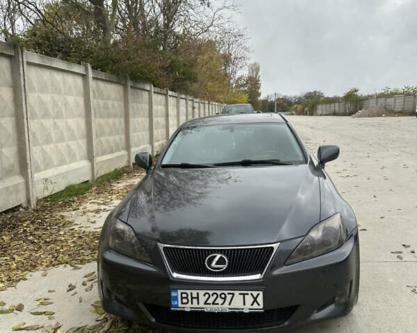 Серый Лексус ИС, объемом двигателя 2.5 л и пробегом 199 тыс. км за 7700 $, фото 9 на Automoto.ua