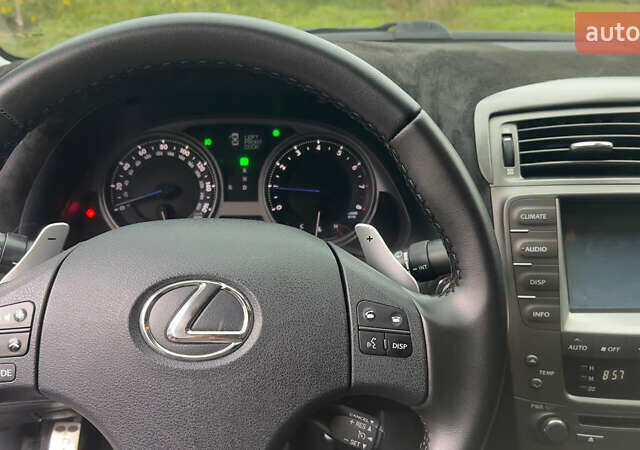 Сірий Лексус ІС, об'ємом двигуна 2.5 л та пробігом 199 тис. км за 8700 $, фото 11 на Automoto.ua