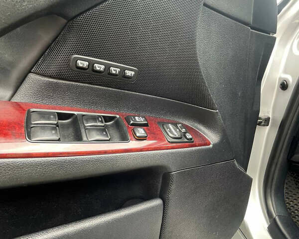 Серый Лексус ИС, объемом двигателя 2.23 л и пробегом 390 тыс. км за 7499 $, фото 8 на Automoto.ua