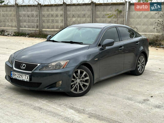 Серый Лексус ИС, объемом двигателя 2.5 л и пробегом 199 тыс. км за 7700 $, фото 5 на Automoto.ua