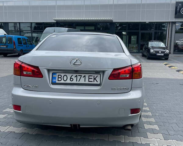 Серый Лексус ИС, объемом двигателя 2.23 л и пробегом 390 тыс. км за 7499 $, фото 3 на Automoto.ua