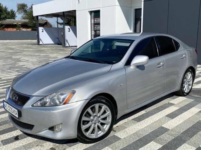 Сірий Лексус ІС, об'ємом двигуна 2.2 л та пробігом 290 тис. км за 4500 $, фото 2 на Automoto.ua
