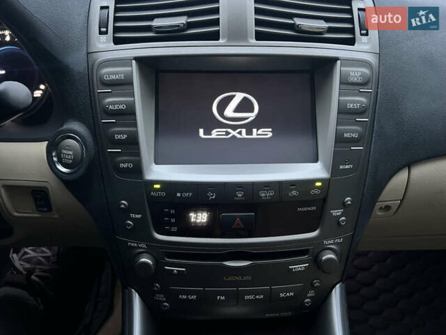 Серый Лексус ИС, объемом двигателя 2.5 л и пробегом 165 тыс. км за 9499 $, фото 32 на Automoto.ua