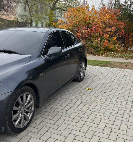 Сірий Лексус ІС, об'ємом двигуна 2.5 л та пробігом 199 тис. км за 8700 $, фото 1 на Automoto.ua