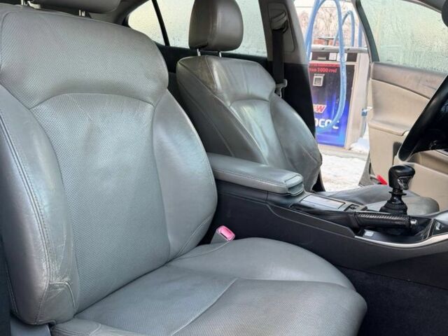 Сірий Лексус ІС, об'ємом двигуна 2.2 л та пробігом 300 тис. км за 4150 $, фото 6 на Automoto.ua