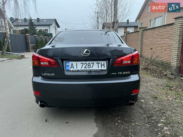Серый Лексус ИС, объемом двигателя 2.5 л и пробегом 165 тыс. км за 9499 $, фото 5 на Automoto.ua