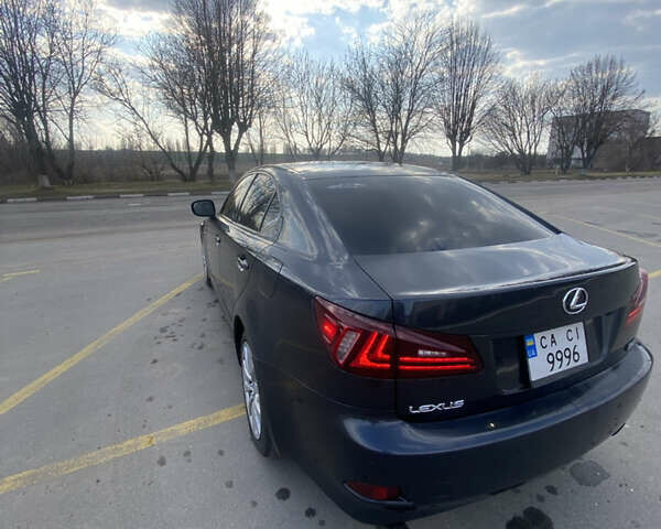 Сірий Лексус ІС, об'ємом двигуна 2.23 л та пробігом 277 тис. км за 9500 $, фото 13 на Automoto.ua
