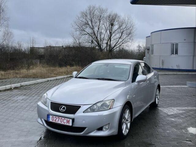 Сірий Лексус ІС, об'ємом двигуна 2.2 л та пробігом 361 тис. км за 4800 $, фото 2 на Automoto.ua