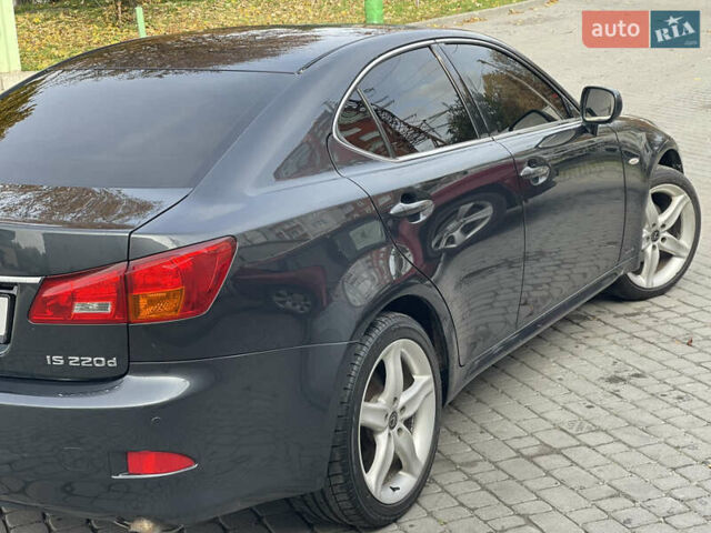 Серый Лексус ИС, объемом двигателя 2.2 л и пробегом 252 тыс. км за 6700 $, фото 15 на Automoto.ua