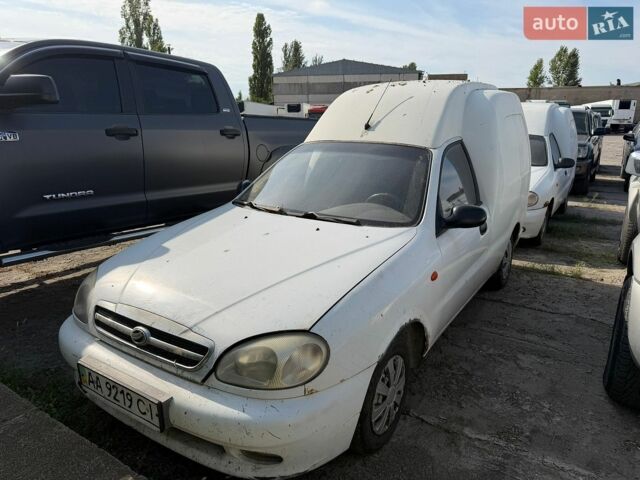 Серый Лексус ИС, объемом двигателя 2.5 л и пробегом 208 тыс. км за 6423 $, фото 6 на Automoto.ua