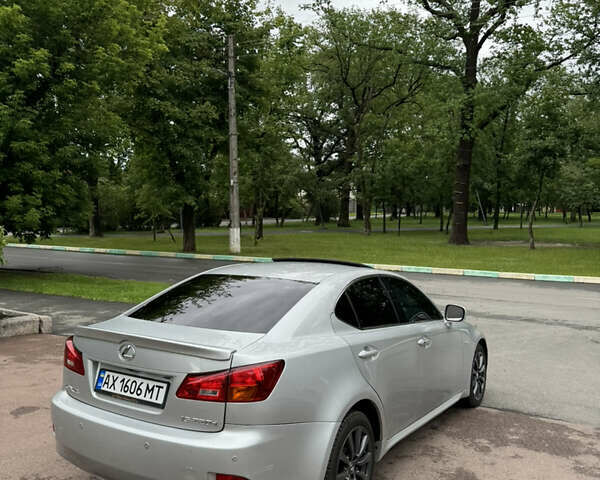 Серый Лексус ИС, объемом двигателя 2.23 л и пробегом 341 тыс. км за 6300 $, фото 6 на Automoto.ua