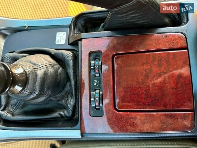 Сірий Лексус ІС, об'ємом двигуна 2.2 л та пробігом 277 тис. км за 5399 $, фото 24 на Automoto.ua