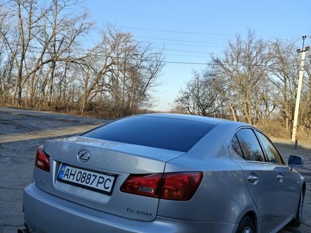 Серый Лексус ИС, объемом двигателя 2.5 л и пробегом 256 тыс. км за 7333 $, фото 17 на Automoto.ua