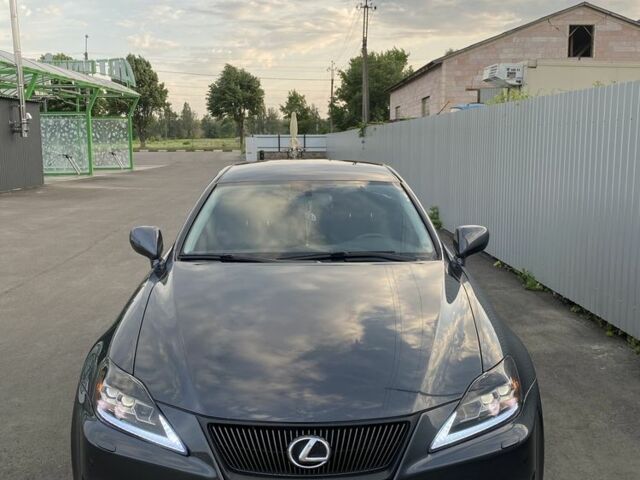 Серый Лексус ИС, объемом двигателя 2.2 л и пробегом 280 тыс. км за 8200 $, фото 2 на Automoto.ua