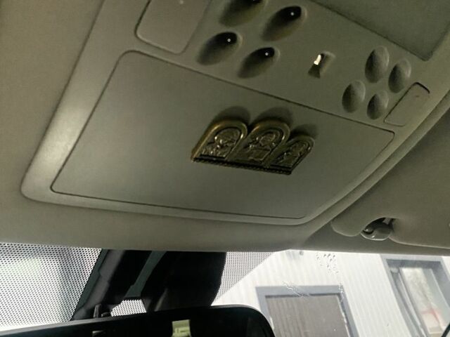 Серый Лексус ИС, объемом двигателя 2.2 л и пробегом 280 тыс. км за 8200 $, фото 10 на Automoto.ua