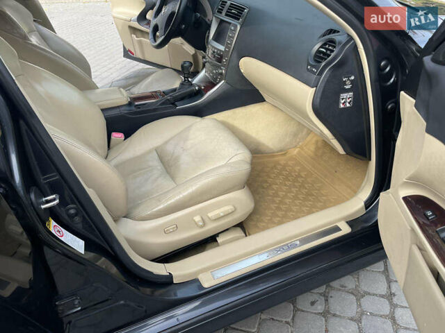 Серый Лексус ИС, объемом двигателя 2.2 л и пробегом 252 тыс. км за 6700 $, фото 29 на Automoto.ua