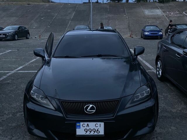 Серый Лексус ИС, объемом двигателя 2.2 л и пробегом 280 тыс. км за 8200 $, фото 1 на Automoto.ua