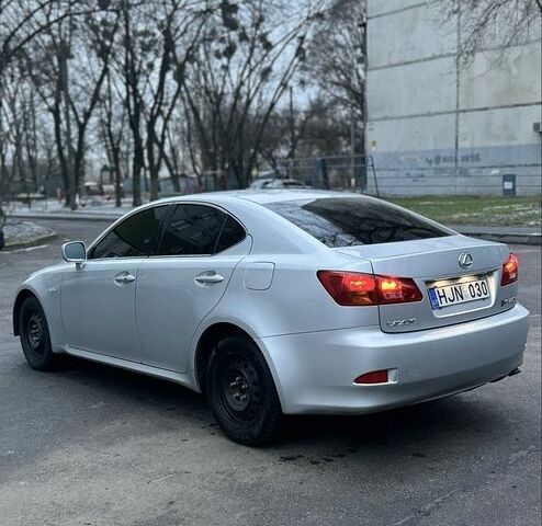 Серый Лексус ИС, объемом двигателя 0 л и пробегом 234 тыс. км за 4500 $, фото 3 на Automoto.ua