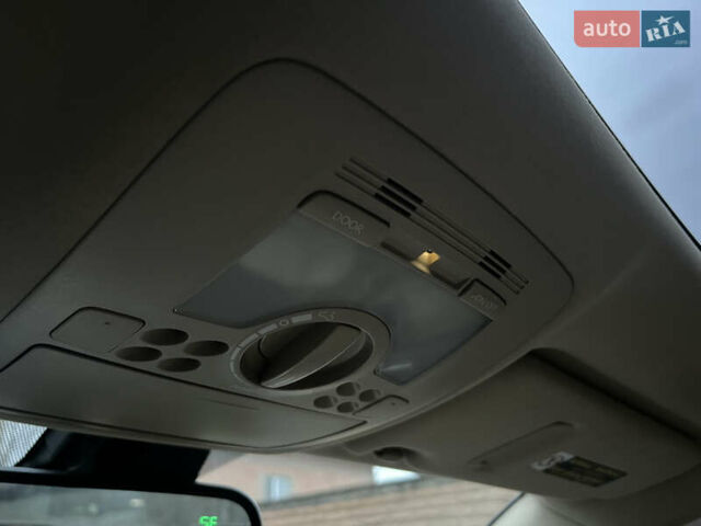 Серый Лексус ИС, объемом двигателя 2.5 л и пробегом 165 тыс. км за 9499 $, фото 34 на Automoto.ua