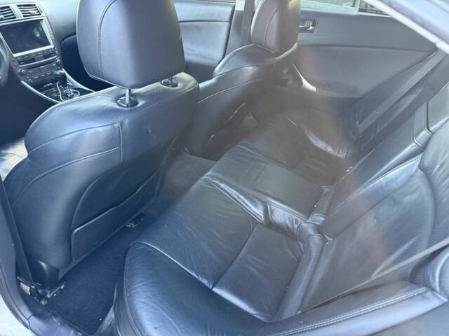 Сірий Лексус ІС, об'ємом двигуна 3.5 л та пробігом 280 тис. км за 9200 $, фото 10 на Automoto.ua