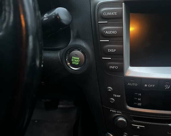 Серый Лексус ИС, объемом двигателя 2.23 л и пробегом 250 тыс. км за 7300 $, фото 12 на Automoto.ua