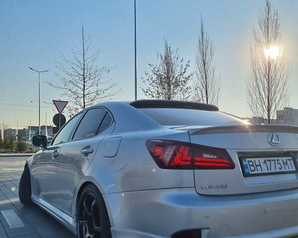 Сірий Лексус ІС, об'ємом двигуна 3 л та пробігом 230 тис. км за 14000 $, фото 15 на Automoto.ua