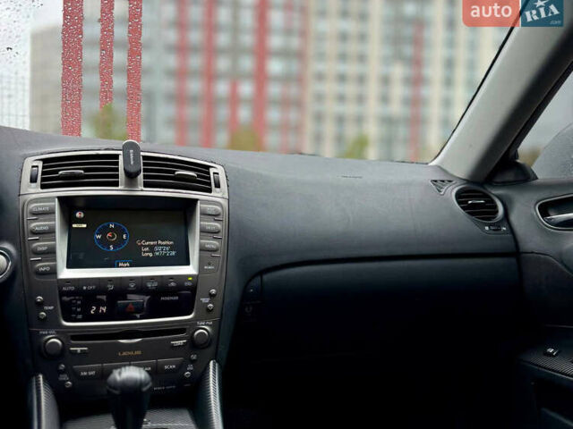 Сірий Лексус ІС, об'ємом двигуна 2.5 л та пробігом 283 тис. км за 8300 $, фото 29 на Automoto.ua