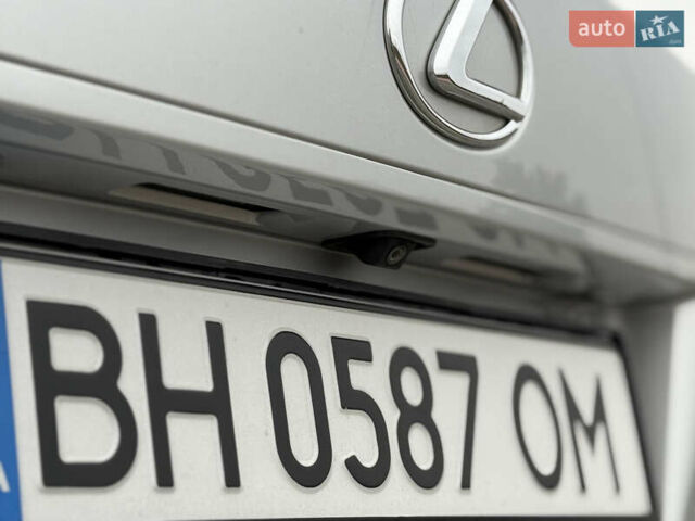 Серый Лексус ИС, объемом двигателя 2.5 л и пробегом 200 тыс. км за 8000 $, фото 14 на Automoto.ua