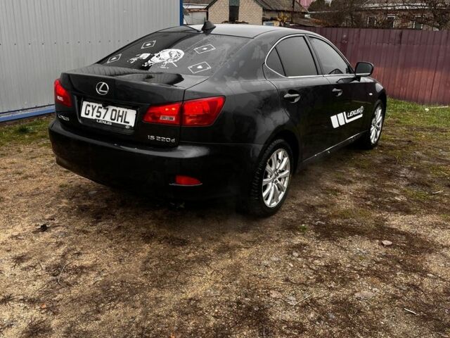 Серый Лексус ИС, объемом двигателя 2 л и пробегом 190 тыс. км за 5300 $, фото 2 на Automoto.ua