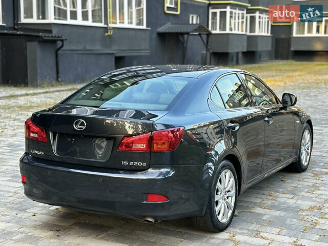 Серый Лексус ИС, объемом двигателя 2.23 л и пробегом 228 тыс. км за 8599 $, фото 3 на Automoto.ua