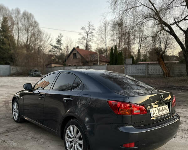 Серый Лексус ИС, объемом двигателя 2.23 л и пробегом 350 тыс. км за 6300 $, фото 8 на Automoto.ua