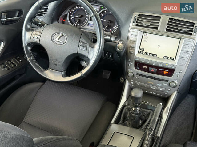 Серый Лексус ИС, объемом двигателя 2.5 л и пробегом 200 тыс. км за 8000 $, фото 15 на Automoto.ua