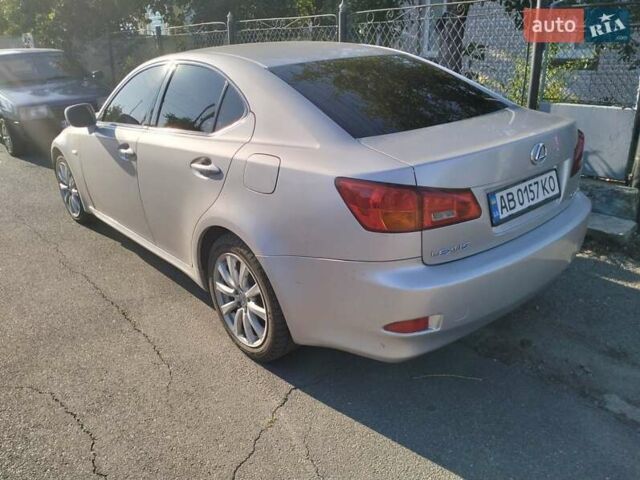 Сірий Лексус ІС, об'ємом двигуна 2.23 л та пробігом 415 тис. км за 8100 $, фото 8 на Automoto.ua