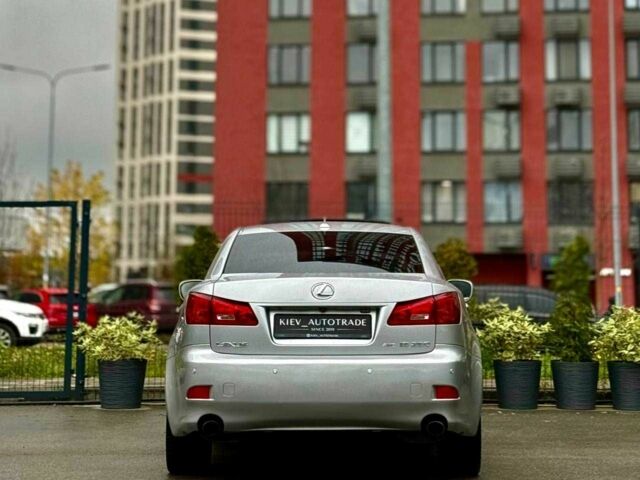Сірий Лексус ІС, об'ємом двигуна 2.5 л та пробігом 283 тис. км за 8300 $, фото 2 на Automoto.ua