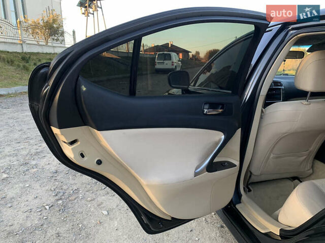 Сірий Лексус ІС, об'ємом двигуна 2.23 л та пробігом 320 тис. км за 7500 $, фото 17 на Automoto.ua