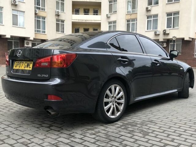 Сірий Лексус ІС, об'ємом двигуна 2.5 л та пробігом 160 тис. км за 4000 $, фото 6 на Automoto.ua