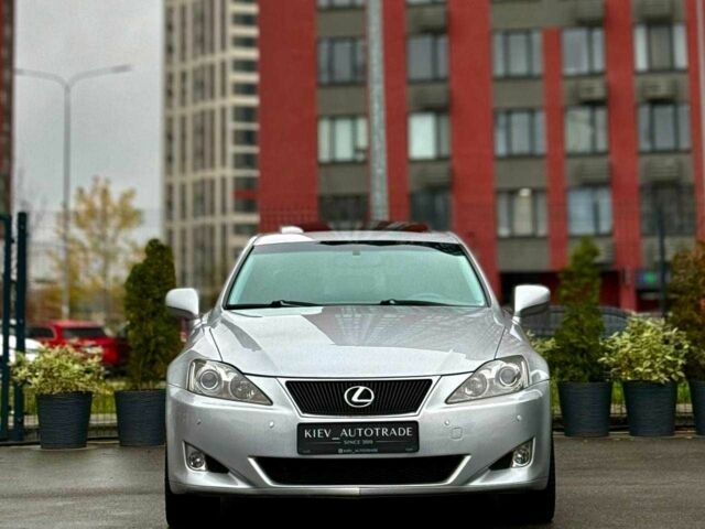 Сірий Лексус ІС, об'ємом двигуна 2.5 л та пробігом 283 тис. км за 8300 $, фото 1 на Automoto.ua