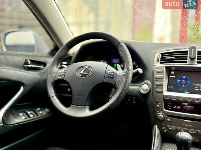 Сірий Лексус ІС, об'ємом двигуна 2.5 л та пробігом 283 тис. км за 8300 $, фото 30 на Automoto.ua