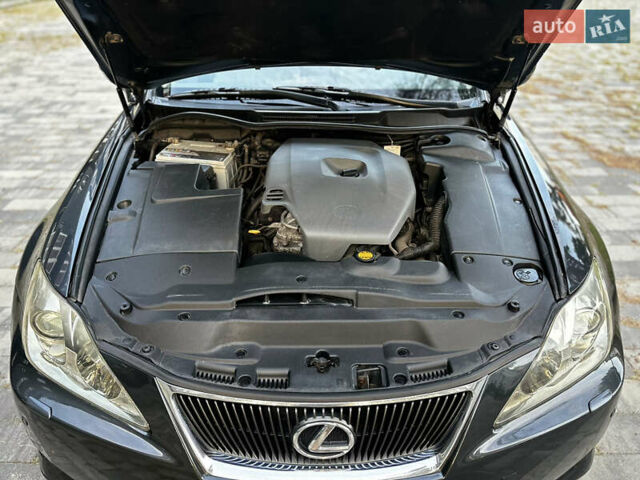 Серый Лексус ИС, объемом двигателя 2.23 л и пробегом 228 тыс. км за 8599 $, фото 32 на Automoto.ua