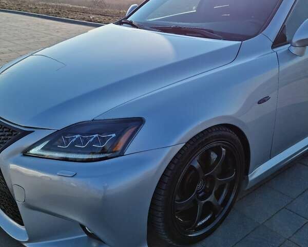 Сірий Лексус ІС, об'ємом двигуна 3 л та пробігом 230 тис. км за 14000 $, фото 34 на Automoto.ua