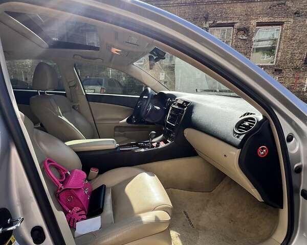 Серый Лексус ИС, объемом двигателя 3 л и пробегом 145 тыс. км за 11200 $, фото 5 на Automoto.ua