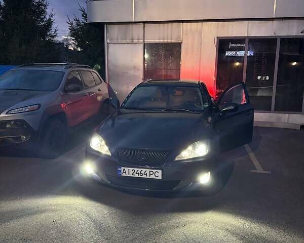 Серый Лексус ИС, объемом двигателя 2.23 л и пробегом 347 тыс. км за 7200 $, фото 3 на Automoto.ua