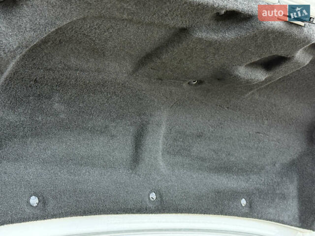 Серый Лексус ИС, объемом двигателя 2.5 л и пробегом 200 тыс. км за 8000 $, фото 34 на Automoto.ua