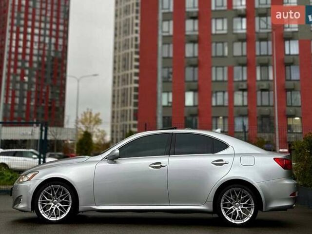 Сірий Лексус ІС, об'ємом двигуна 2.5 л та пробігом 283 тис. км за 8300 $, фото 5 на Automoto.ua